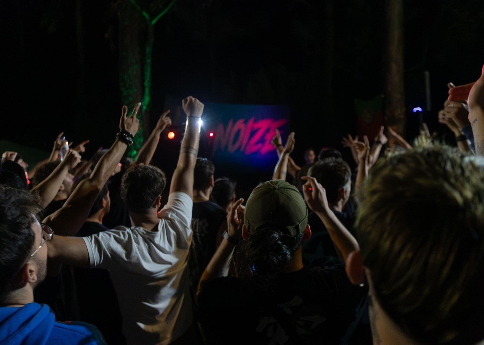 Público e ambiente do The First Impact